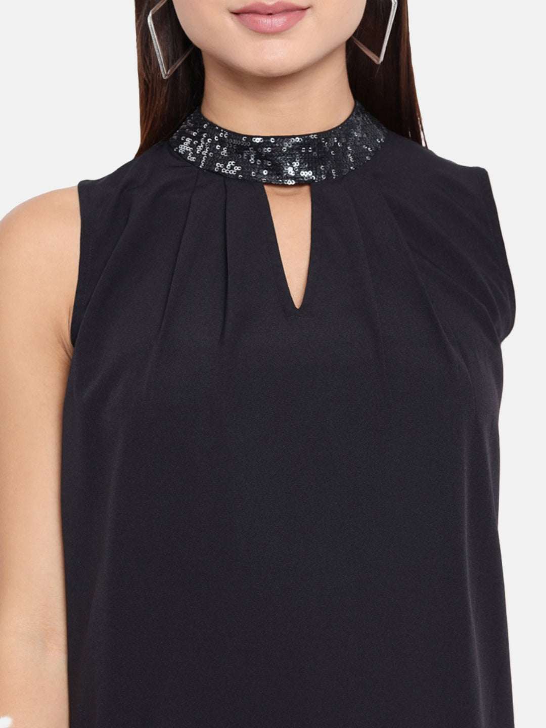 Black Solid Sleeveless Top for Women