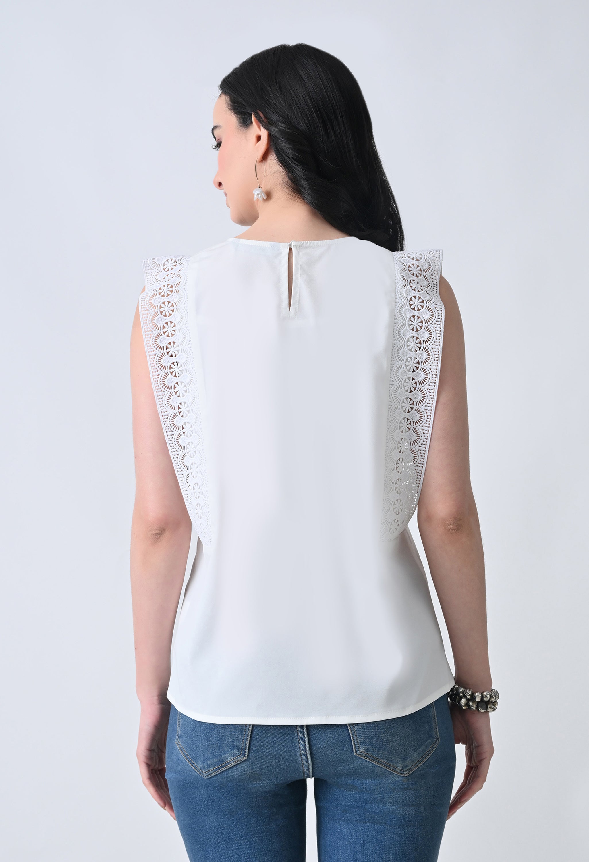 White Solid Sleeveless Top for Women