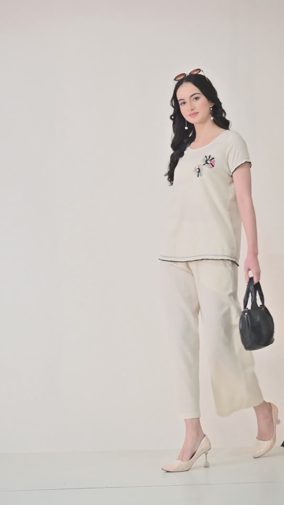 Women’s Cream Floral Embroidery Half Sleeve Top &amp; Palazzo Co-Ord Set